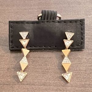 Swarovski - triangle drop rose gold, white crystal earrings